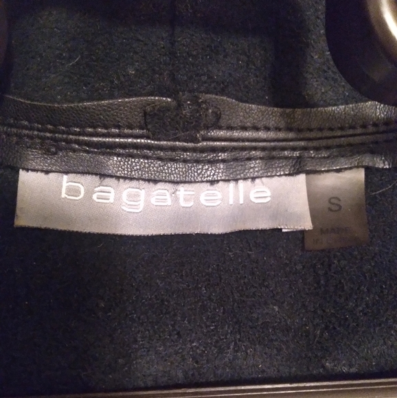 BAGATELLE FAUX LEATHER "draped" jacket. Never worn. Like New.  Size Small U.S.A. - Picture 3 of 5